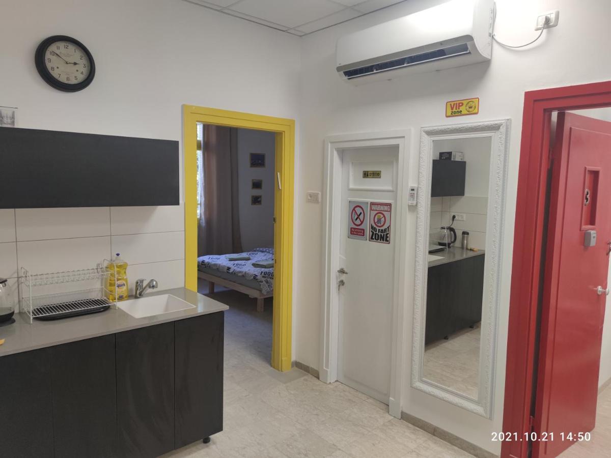 Apartment Comfy - For A Quiet, Family Holiday Without Parties Haifa Exterior photo